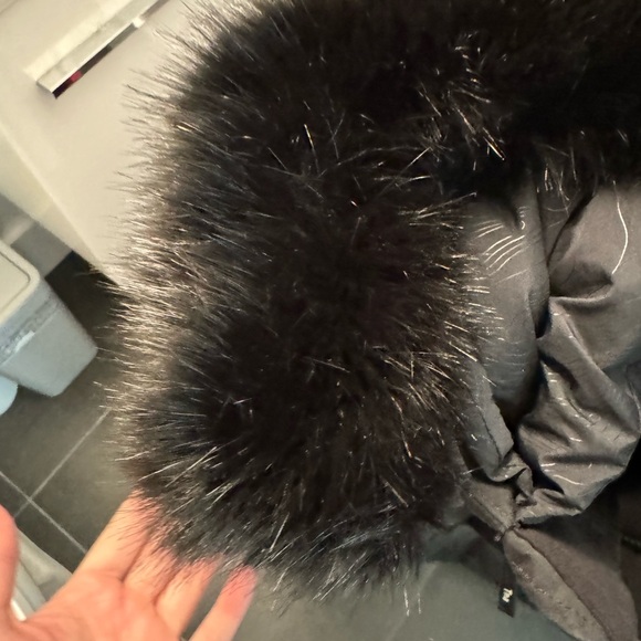 Aritzia Powder Parka size S - Picture 3 of 4